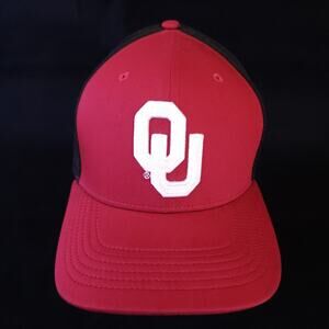 Nike Oklahoma Sooners Trucker Hat Cap Mens L / XL Red NCAA Football Fitted Mesh
